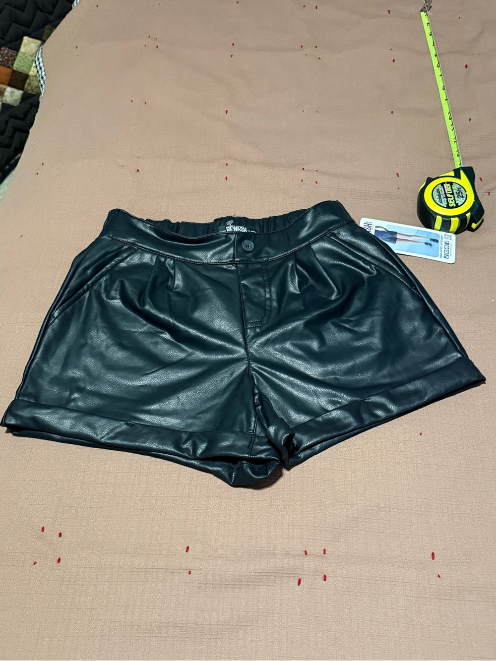 Rewash Women's Faux Leather Black Shorts size Small